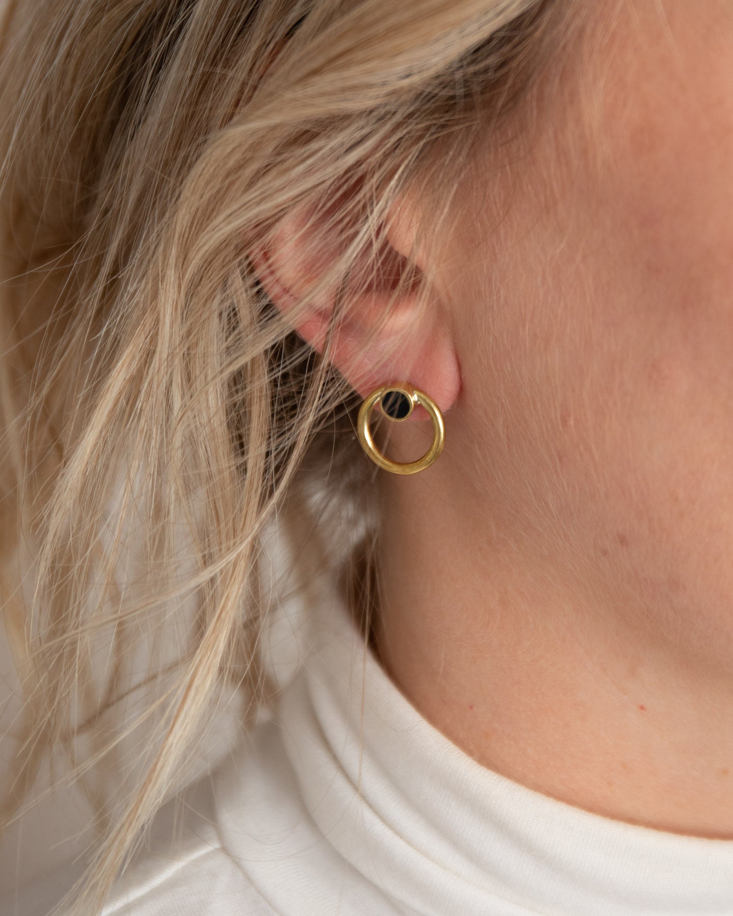 Full Circle Earrings with Black Cowhorn